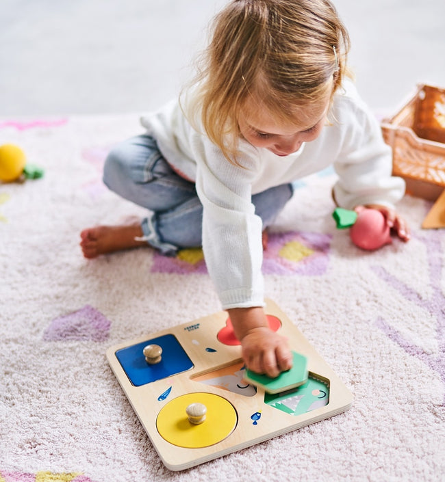 Wooden puzzle one day at the zoo