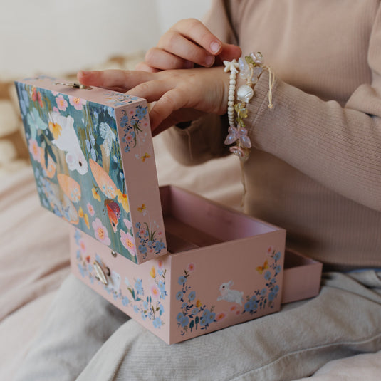 Music box rabbitMB3b