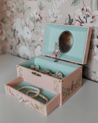 Music box woodlandMB2g