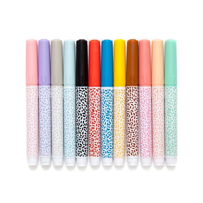 12 felt tip markers 6 yrs+