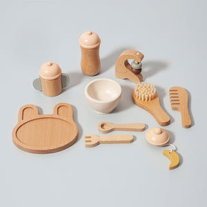 Wooden baby feeding set